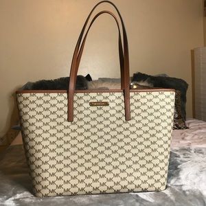 NWT Large Michael Kors Tote